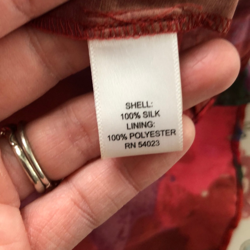 Banana Republic Red Print Silk Dress, Size 4 - Picture 6 of 8